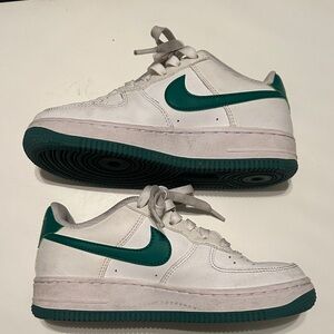 Nike White and Teal Sneakers